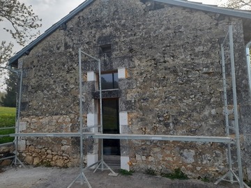 rénovation de façade en cours Périgueux