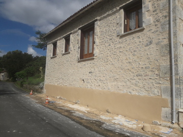 rénovation de façade en cours Périgueux